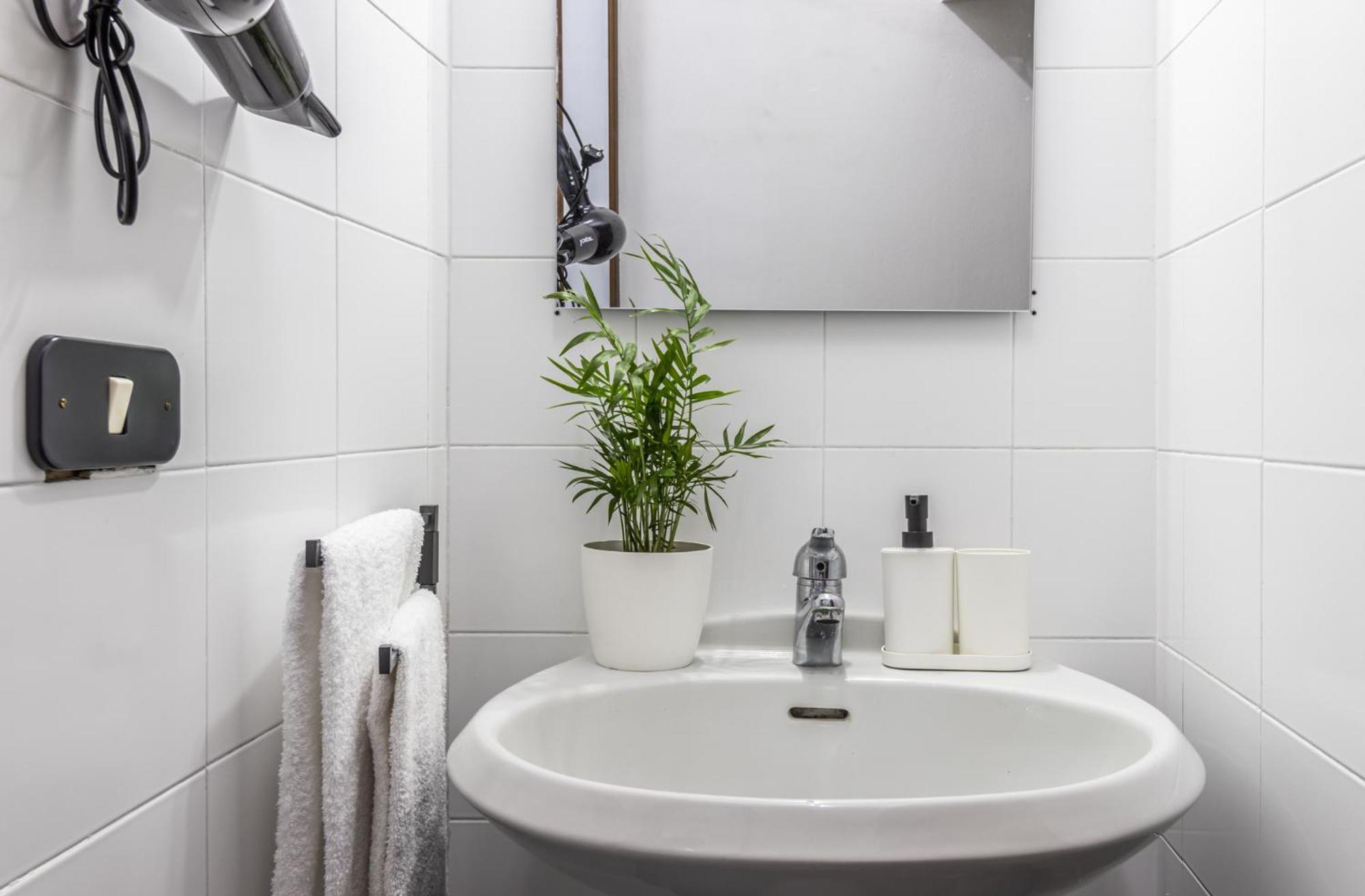Ottonelli Street Stay- Wifi Fibra Free Tra Storchi & Centro Storico Modena Dış mekan fotoğraf