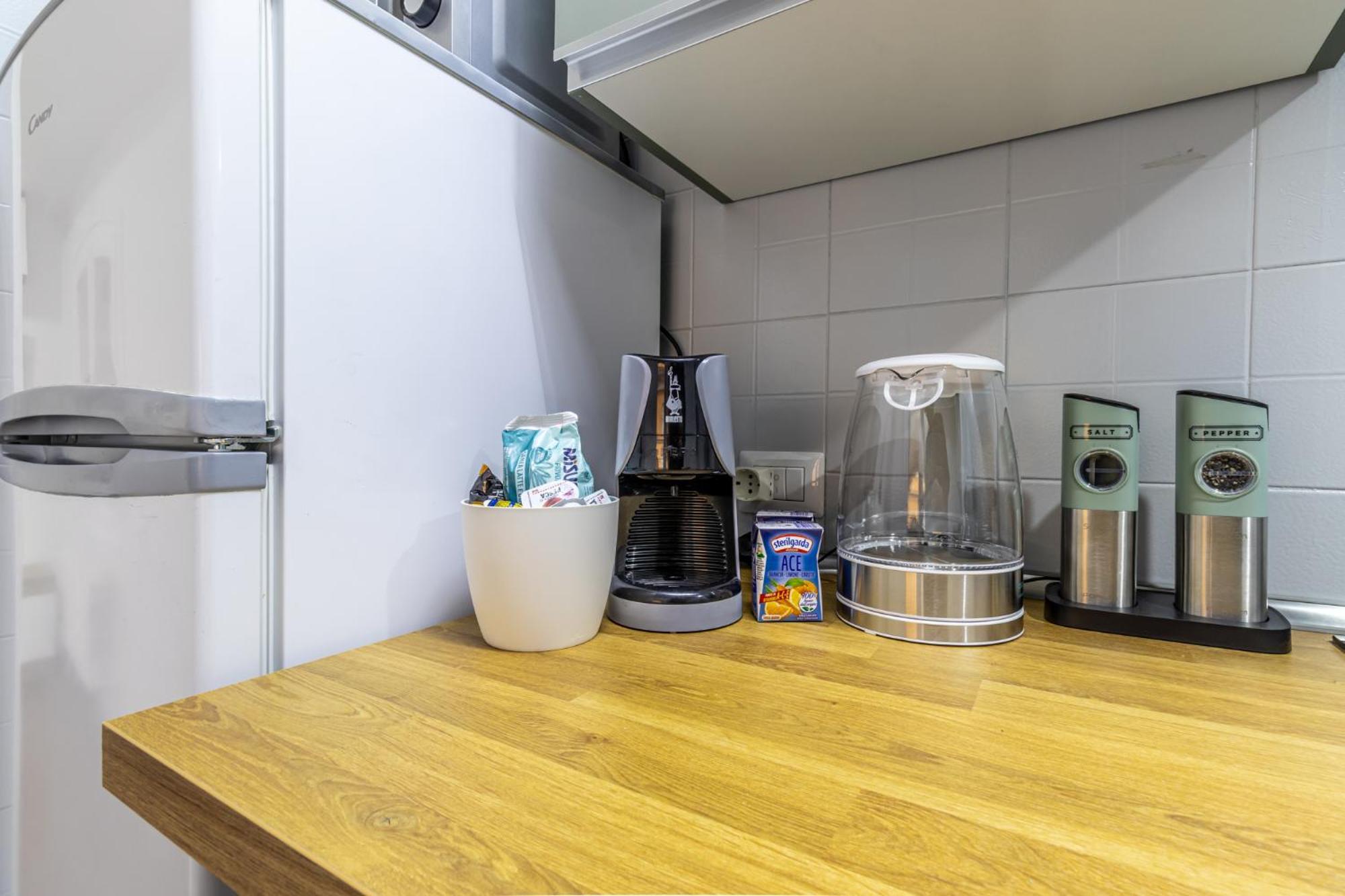 Ottonelli Street Stay- Wifi Fibra Free Tra Storchi & Centro Storico Modena Dış mekan fotoğraf